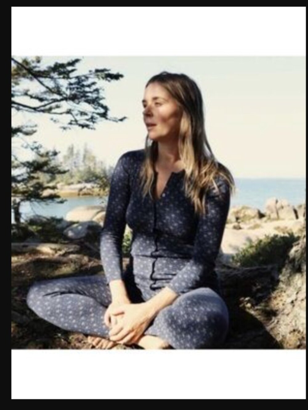 Dôen Maisey Suit PJ Set | Size L | Navy Floral